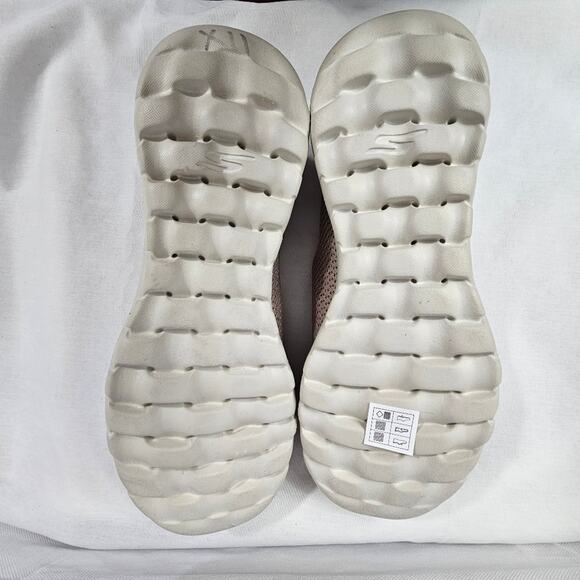 Skechers Go Walk Joy Taupe Women's Casual Slip-on NWOT #15600 Size 10 - Picture 7 of 9